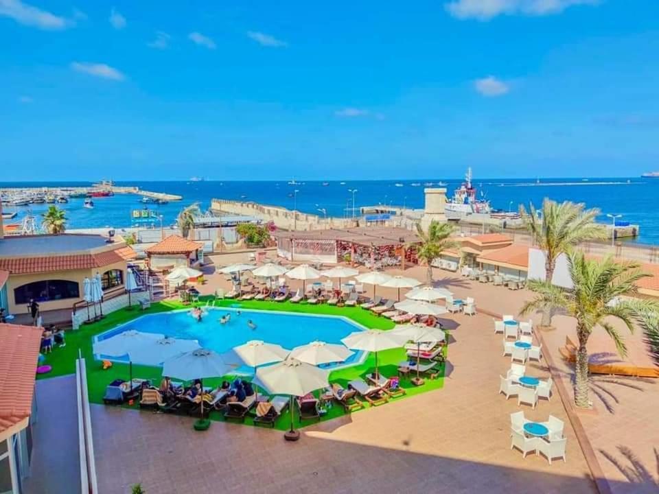 Resta Port Said Hotel Exteriör bild