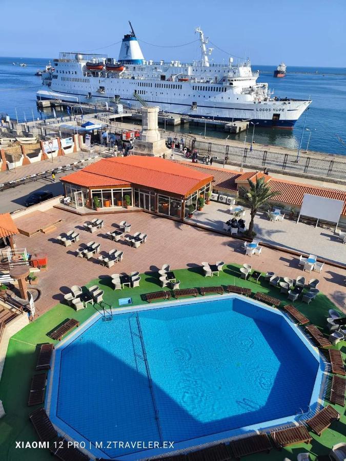 Resta Port Said Hotel Exteriör bild
