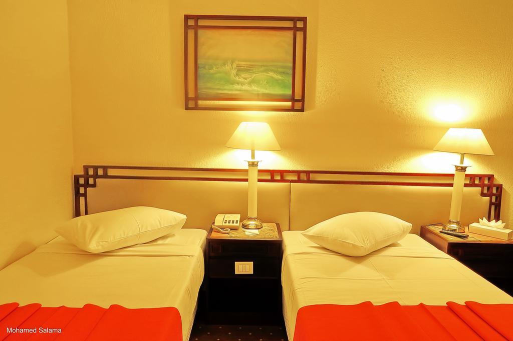 Resta Port Said Hotel Exteriör bild